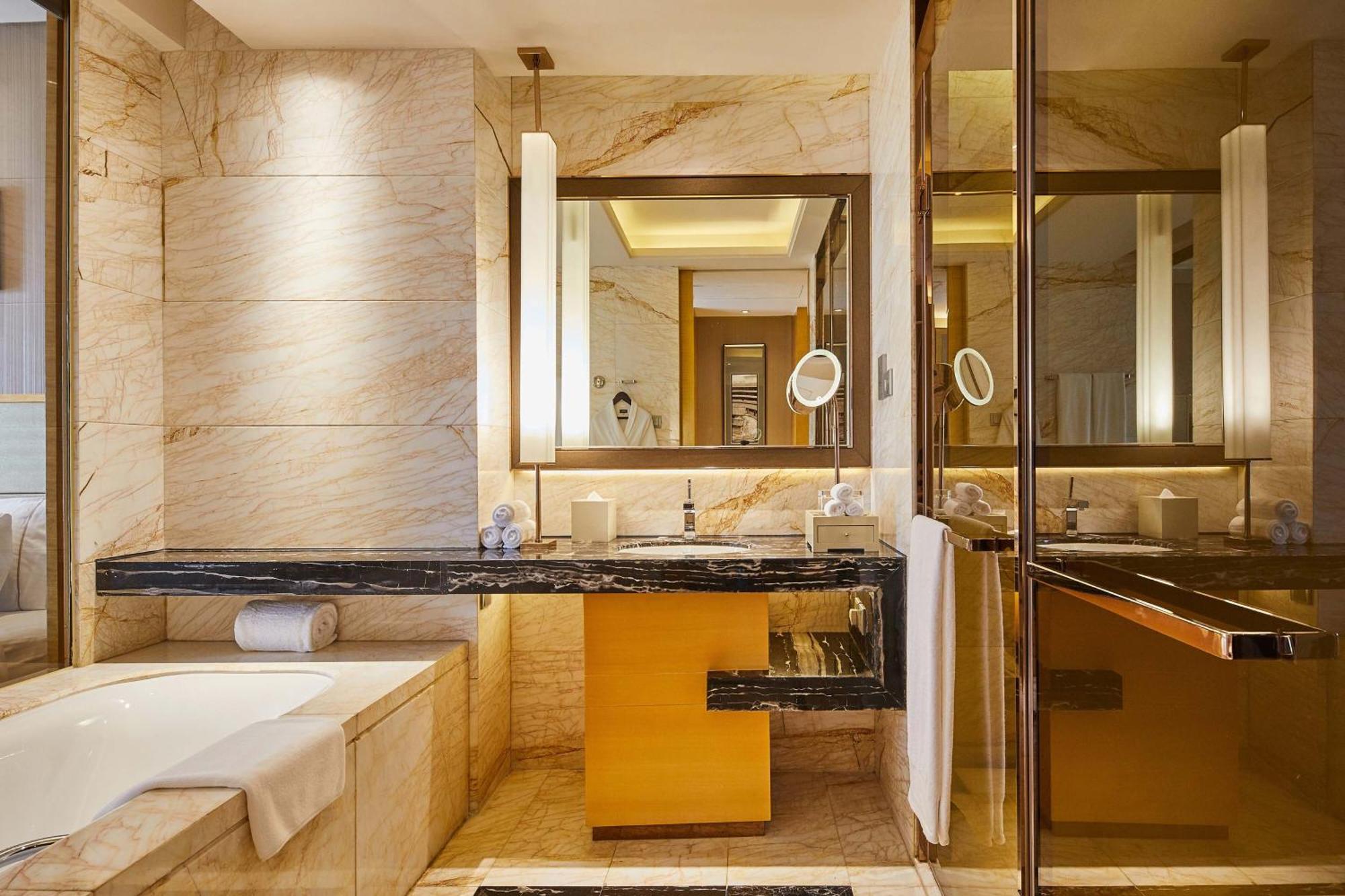 The Westin Fuzhou Minjiang Hotel Exterior photo