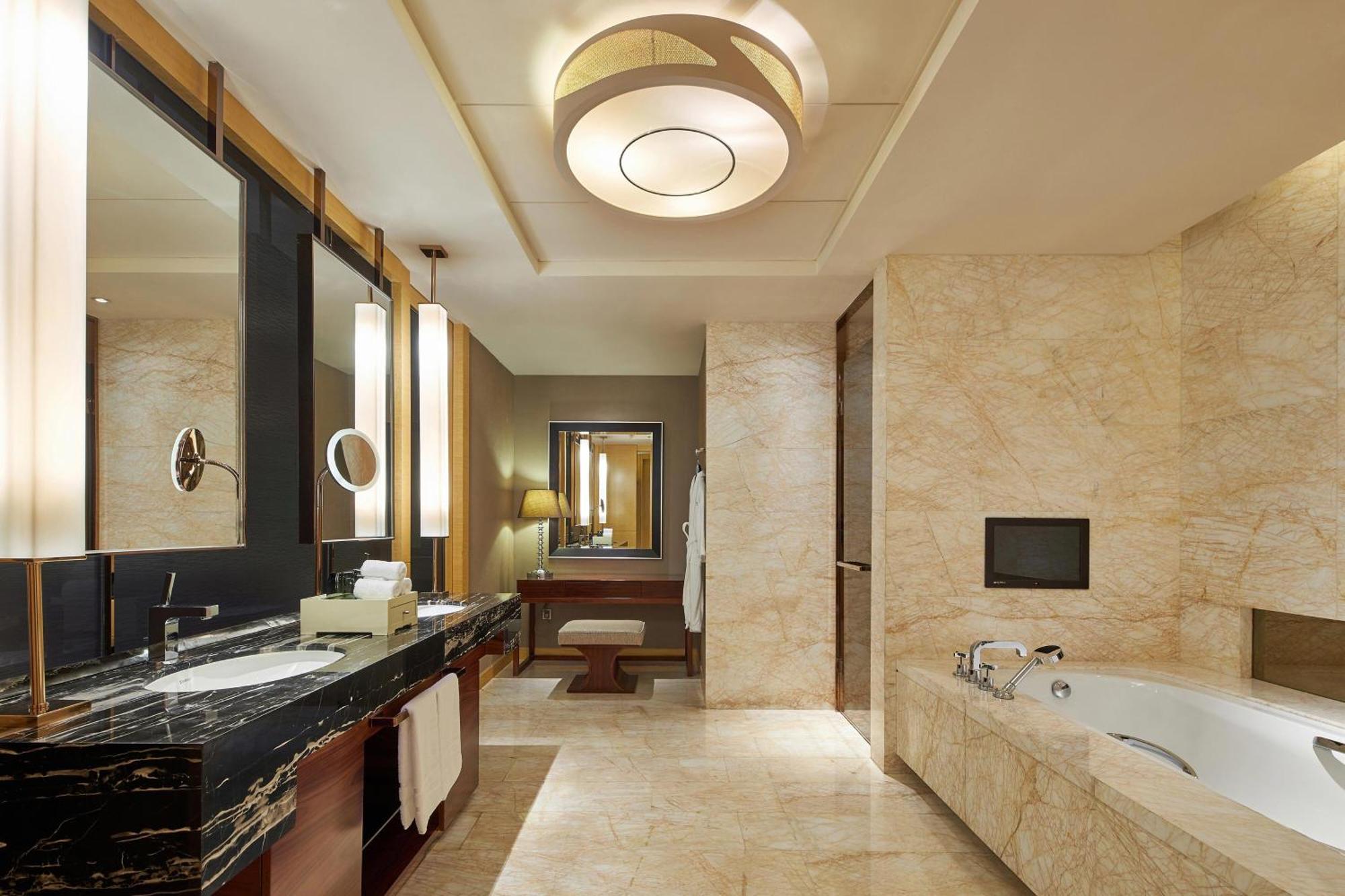 The Westin Fuzhou Minjiang Hotel Exterior photo